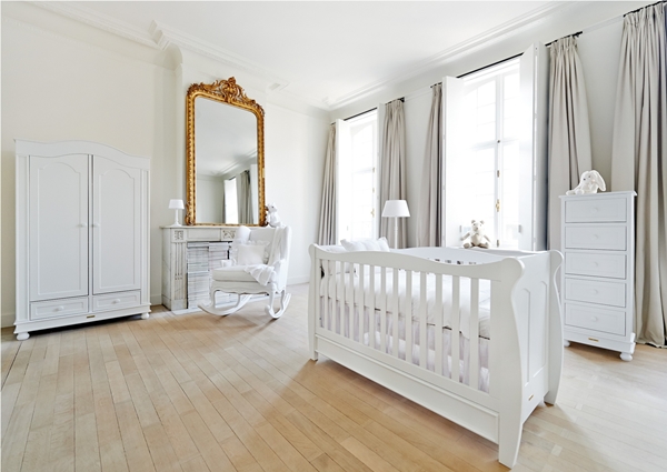 比利時皇室寶寶御用、令好萊塢巨星安潔莉娜裘莉也瘋狂